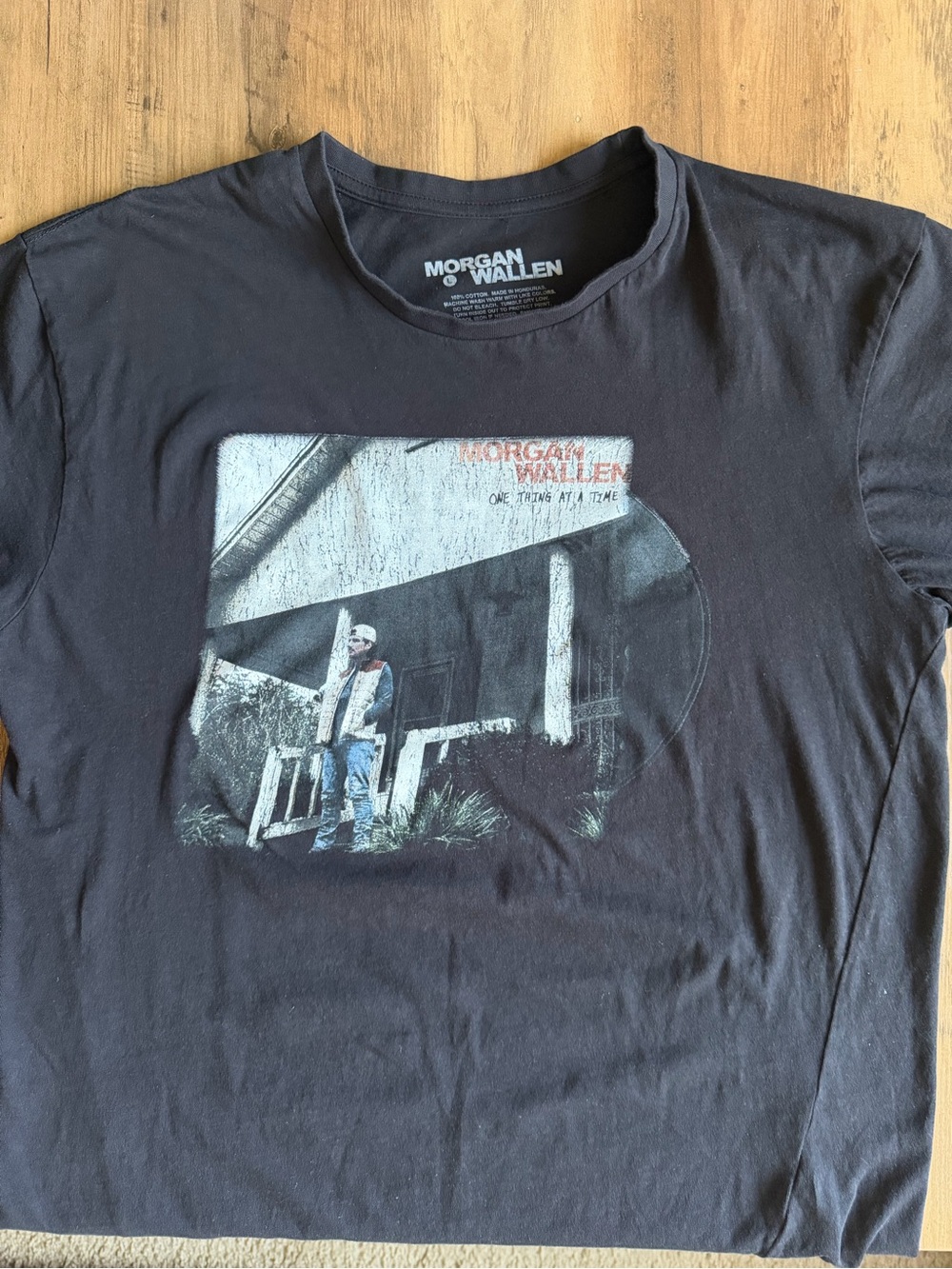 Morgan Wallen One Thing at a Time Tour T-Shirt size Large